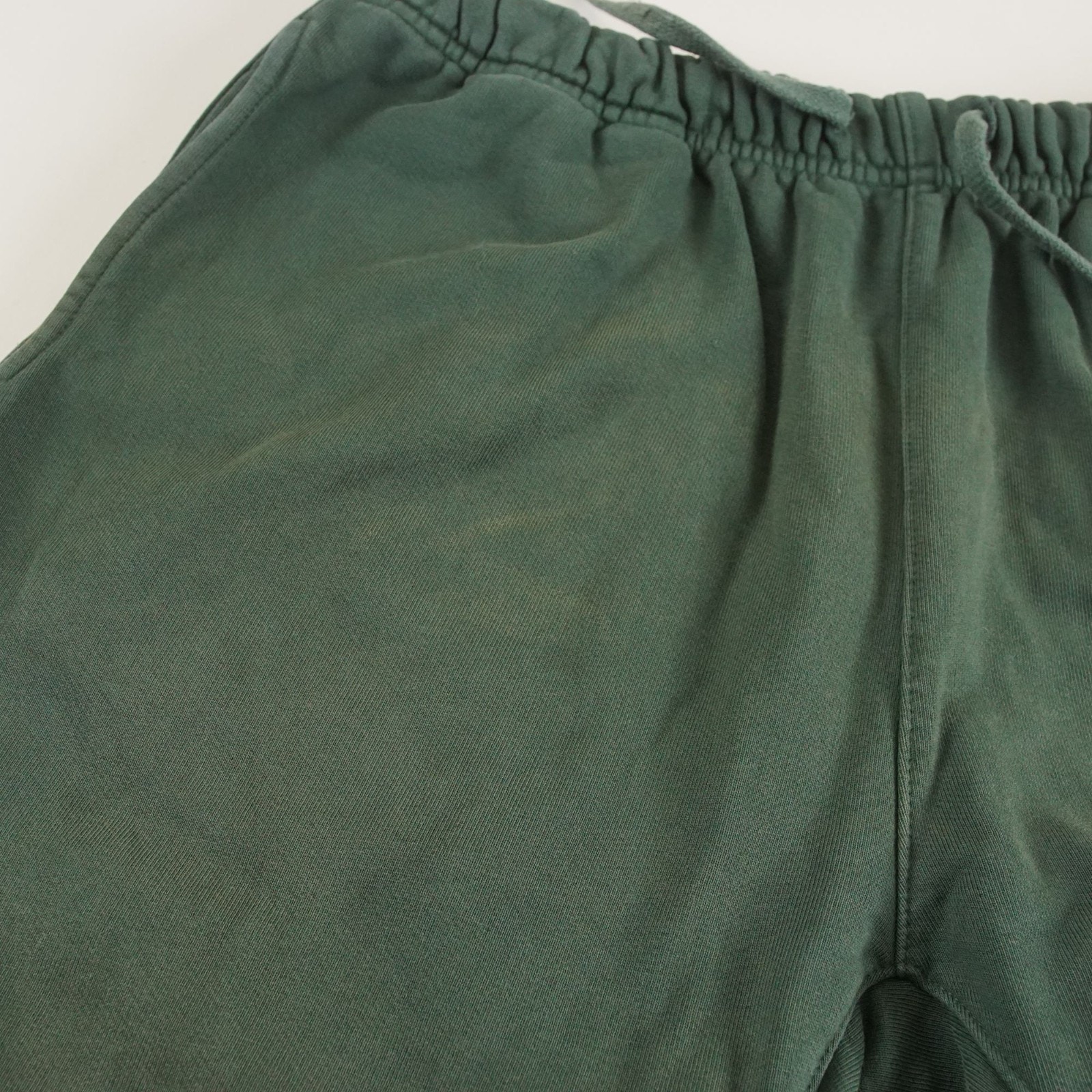 Sneaker Politics Bee Nice Green Cotton Sweatpants Mens Sz L — image 7 of 8